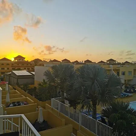 Modern Town House With Sea And Pool Views Apartment Caleta De Fuste