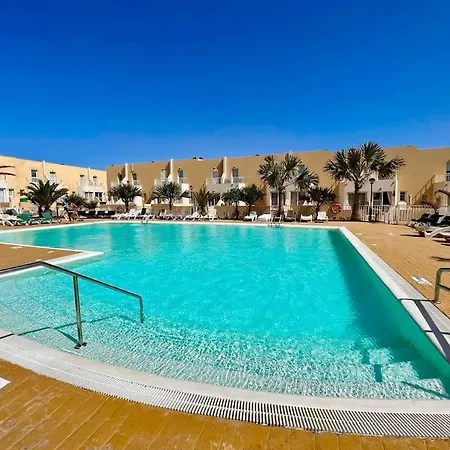 Modern Town House With Sea And Pool Views Caleta De Fuste